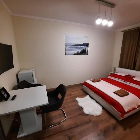 Borostyan Panzio Bed and Breakfast Debrecen Exteriör bild