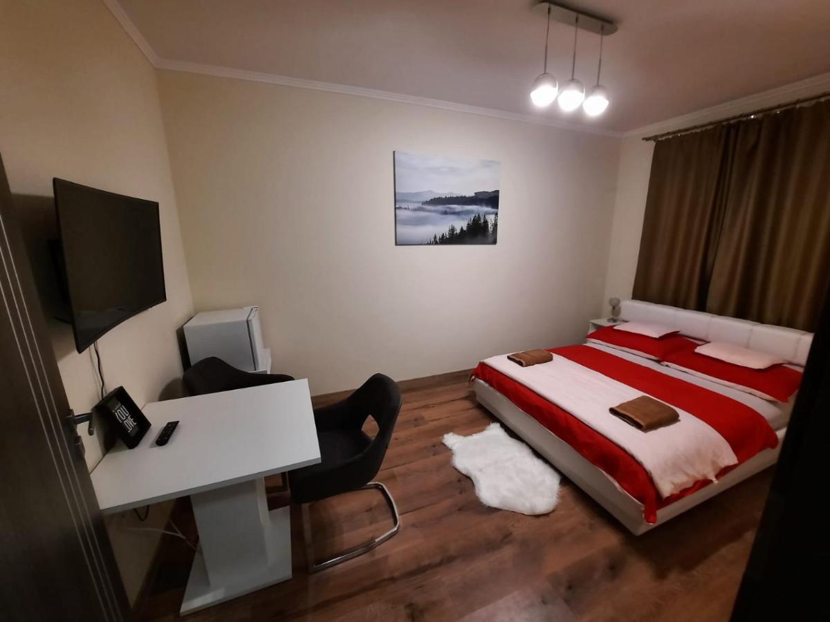 Borostyan Panzio Bed and Breakfast Debrecen Exteriör bild