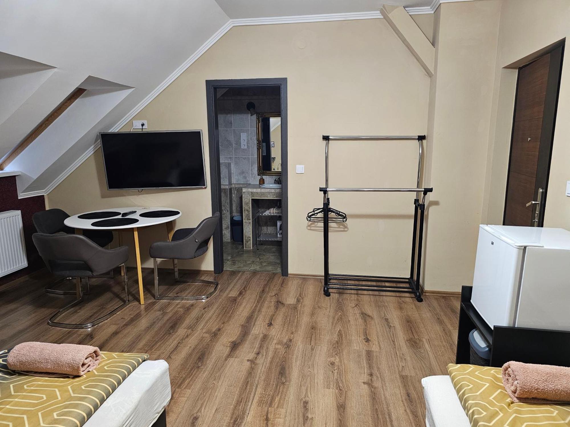 Borostyan Panzio Bed and Breakfast Debrecen Exteriör bild
