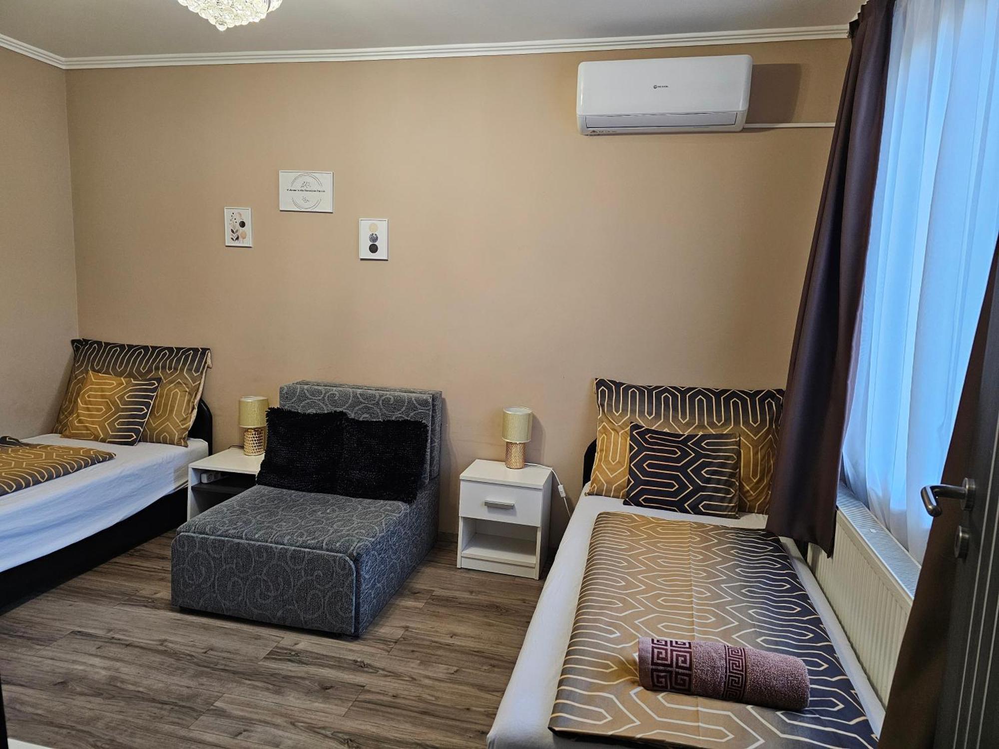 Borostyan Panzio Bed and Breakfast Debrecen Exteriör bild